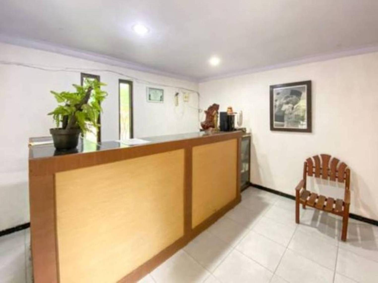 Surya Guest House Проболинго Экстерьер фото