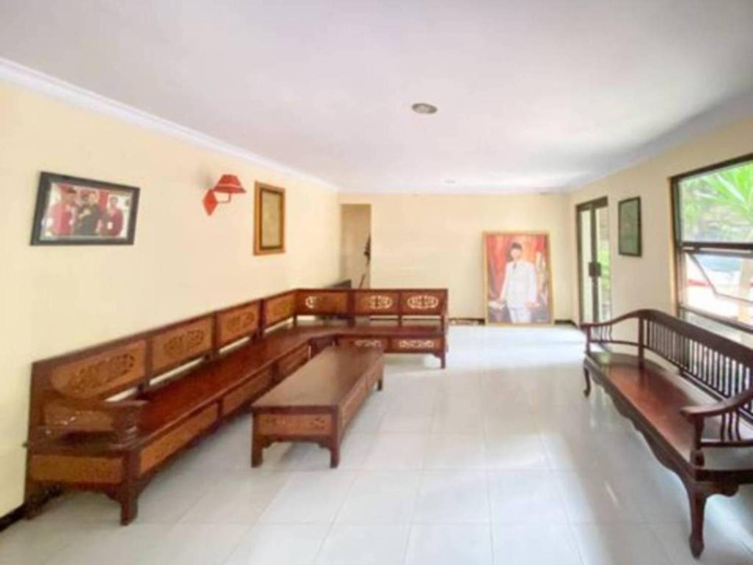 Surya Guest House Проболинго Экстерьер фото