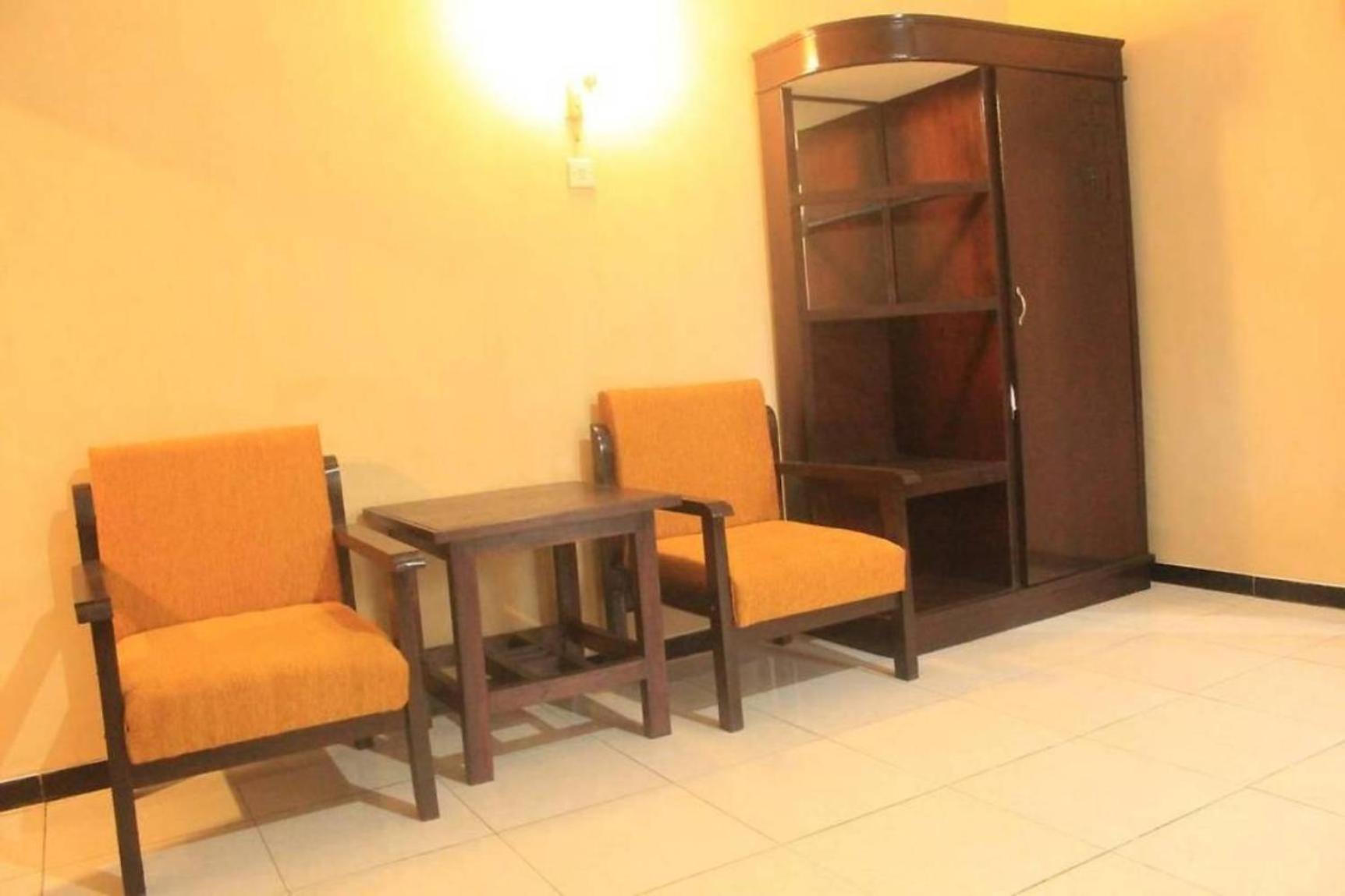 Surya Guest House Проболинго Экстерьер фото